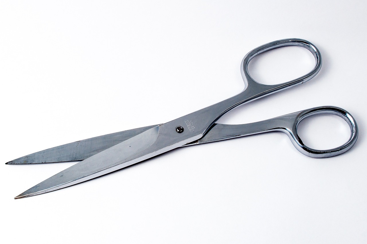 How to Take Proper Care of Your Sewing Scissors